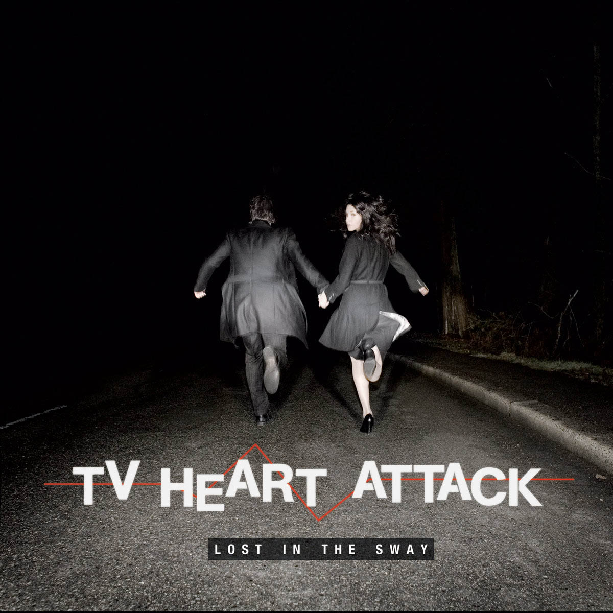 Песня нападение. Песня Heart Attack. Хеарт Аттак песня текст. ТВ Hearts. Heart Attack перевод песни.