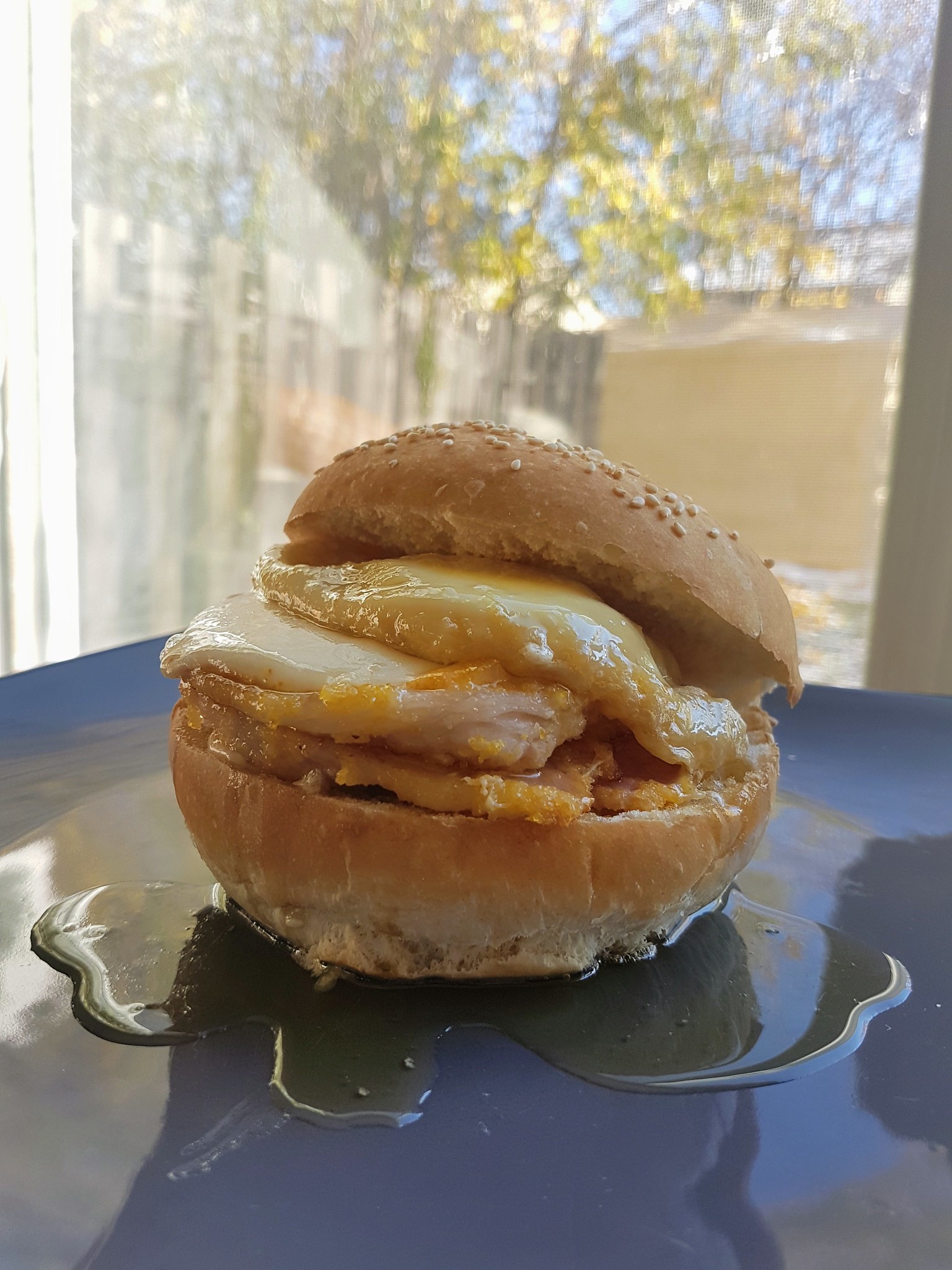 bakers_dozen_quebecois_kush_breakfast_sandwich